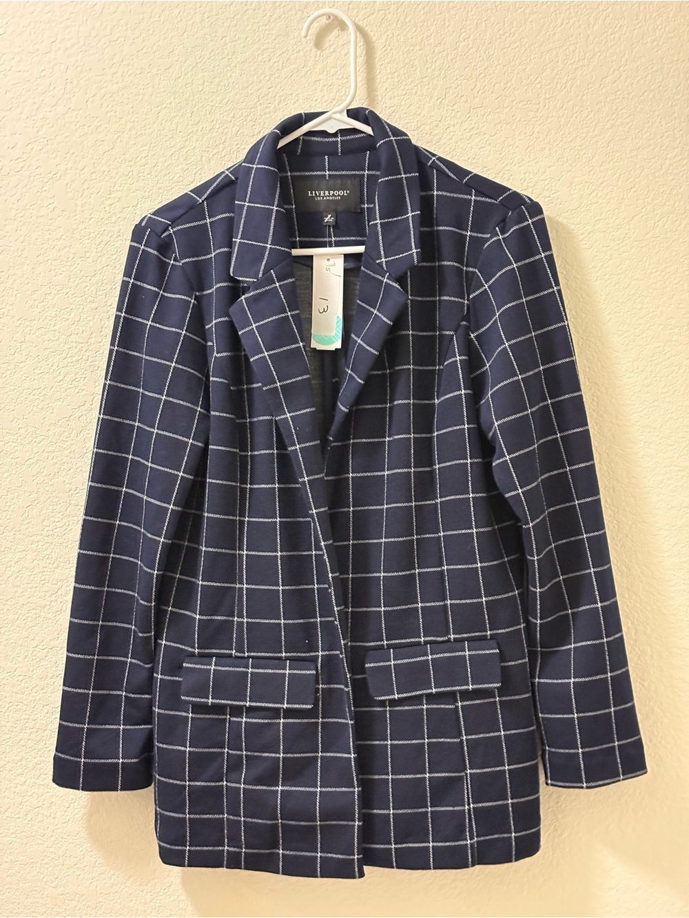 Liverpool Los Angeles windowpane boyfriend blazer size M. NWT